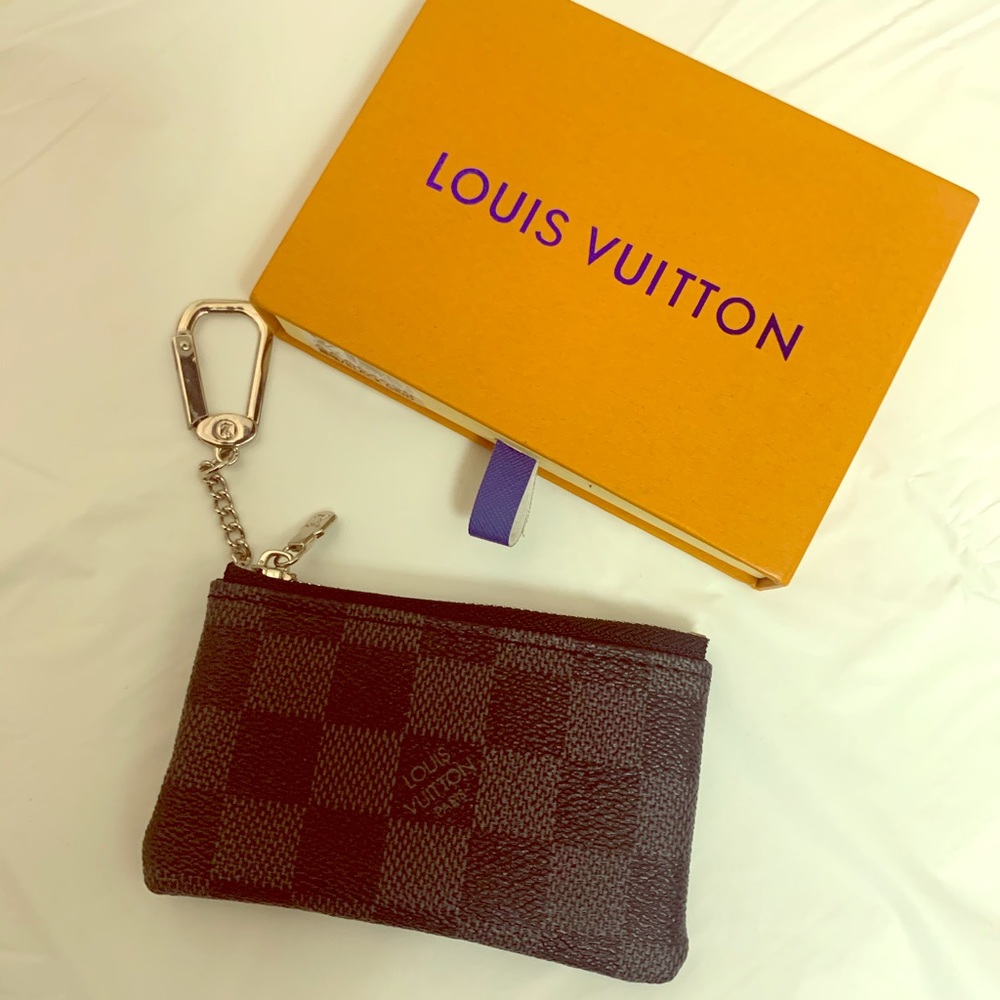 Louis Vuitton Black/Gray Pouch